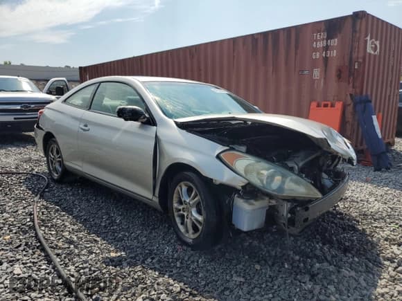 ✅ 2005 Toyota Solara SE • VIN: 4T1CE38P55U509207 • Лот: 67093505. Опубликован ранее на Copart с пробегом 108 316 миль. Бесплатный доступ к архиву аукционных продаж из США и подробный отчёт об истории автомобиля на DreamBid. Изображение 4.