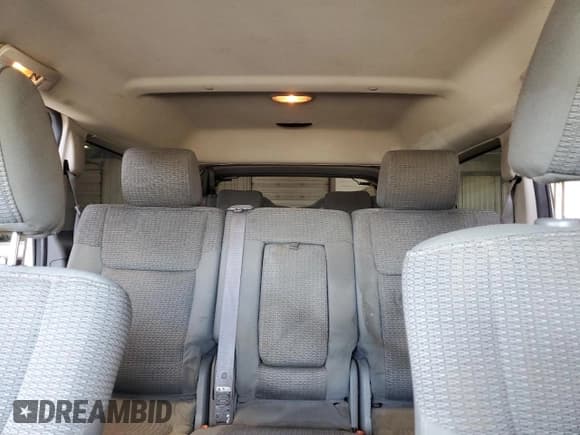 ✅ 2006 Jeep Commander • VIN: 1J8HG48K66C226006 • Lot: 70297795. Wystawiony na Copart z przebiegiem 212 837 mil. Bezpłatny archiwum sprzedaży aukcyjnych z USA i szczegółowy raport historii pojazdu na DreamBid. Zdjęcie 10.