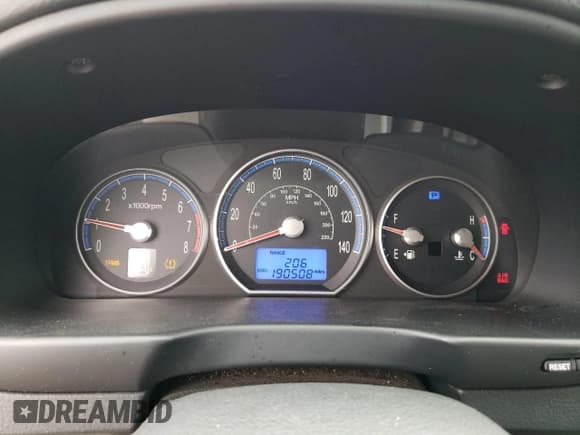 ✅ 2008 Hyundai Santa Fe SE • VIN: 5NMSH13E78H134515 • Lot: 81355824. Listed on Copart with 190,508 mi. Free auction sales archive from the USA and detailed vehicle history report at DreamBid. Image 9.