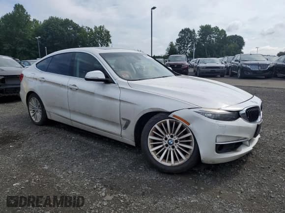 ✅ 2015 BMW 3 Series 328i Gran Turismo xDrive • VIN: WBA3X5C52FD561151 • Лот: 68479445. Опубликован ранее на Copart с пробегом Не указан. Бесплатный доступ к архиву аукционных продаж из США и подробный отчёт об истории автомобиля на DreamBid. Изображение 4.