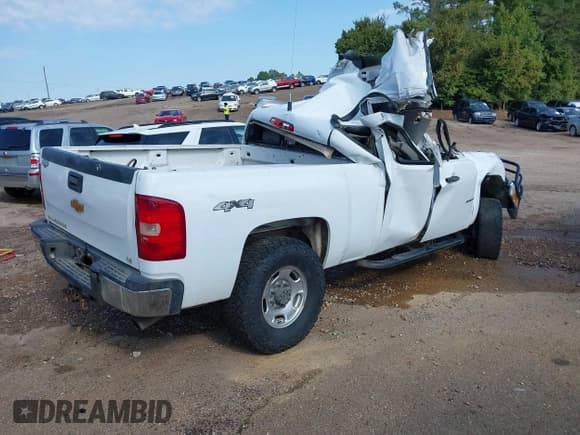 ✅ 2013 Chevrolet Silverado 2500HD Work Truck • VIN: 1GC2KVCG7DZ375393 • Лот: 43138574. Опубликован ранее на IAAI с пробегом Не указан. Бесплатный доступ к архиву аукционных продаж из США и подробный отчёт об истории автомобиля на DreamBid. Изображение 4.