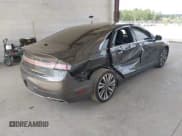 ✅ 2017 Lincoln MKZ Reserve • VIN: 3LN6L5E96HR603175 • Lot: 42431852. Wystawiony na IAAI z przebiegiem 140 282 mil. Bezpłatny archiwum sprzedaży aukcyjnych z USA i szczegółowy raport historii pojazdu na DreamBid. Zdjęcie 4.