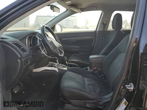 2013 Mitsubishi Outlander ES с VIN 4A4AP3AU2DE022909, выставлен на аукционе Copart как лот 87046455 с пробегом 180 469 миль миль и Чистый • Clean title. История ставок и продаж доступна на DreamBid. Изображение 7.