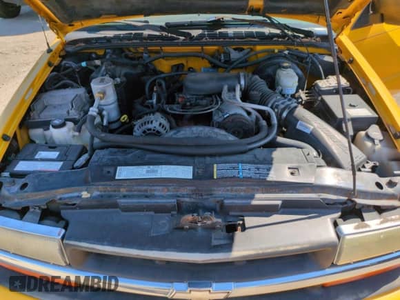 2002 Chevrolet S-10 LS с VIN 1GCCS19W628253493, выставлен на аукционе Copart как лот 75365504 с пробегом Не указан миль и Списание • Salvage title. История ставок и продаж доступна на DreamBid. Изображение 11.