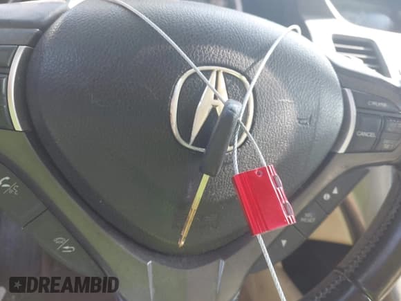 ✅ 2011 Acura TSX • VIN: JH4CU2F68BC013605 • Lot: 42768323. Listed on IAAI with 211,205 mi. Free auction sales archive from the USA and detailed vehicle history report at DreamBid. Image 11.