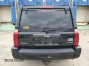 ✅ 2007 Jeep Commander Sport • VIN: 1J8HG48K97C527502 • Lot: 52362625. Wystawiony na Copart z przebiegiem 156 639 mil. Bezpłatny archiwum sprzedaży aukcyjnych z USA i szczegółowy raport historii pojazdu na DreamBid. Zdjęcie 6.