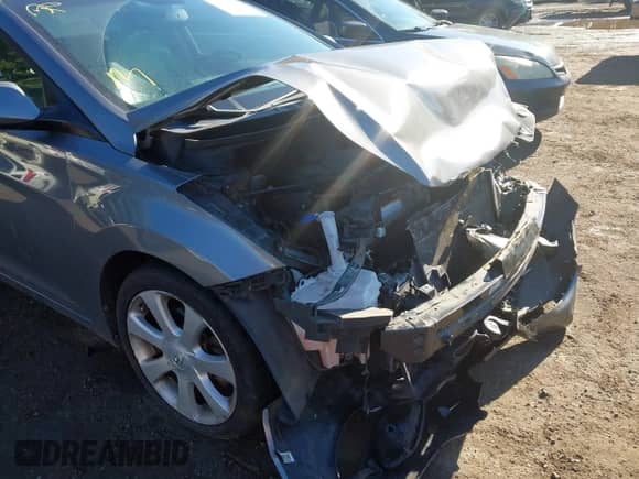 2013 Hyundai Elantra GLS with VIN 5NPDH4AE4DH261135, listed as a IAAI auction lot 43452472 with Not provided miles and . Bid and sale history available at DreamBid. Image 17.