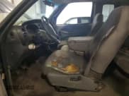 ✅ 2002 Dodge 2500 • VIN: 3B7KF23682M264814 • Lot: 86186845. Wystawiony na Copart z przebiegiem 282 713 mil. Bezpłatny archiwum sprzedaży aukcyjnych z USA i szczegółowy raport historii pojazdu na DreamBid. Zdjęcie 7.