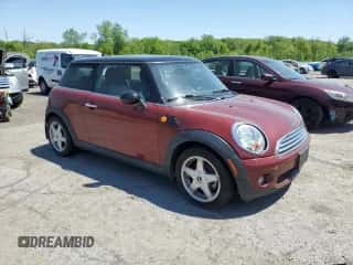 2007 MINI Hardtop with VIN WMWMF33507TT57421, listed as a Copart auction lot 56235885 with 83,085 mi miles and Clean title. Bid and sale history available at DreamBid. Image 4.