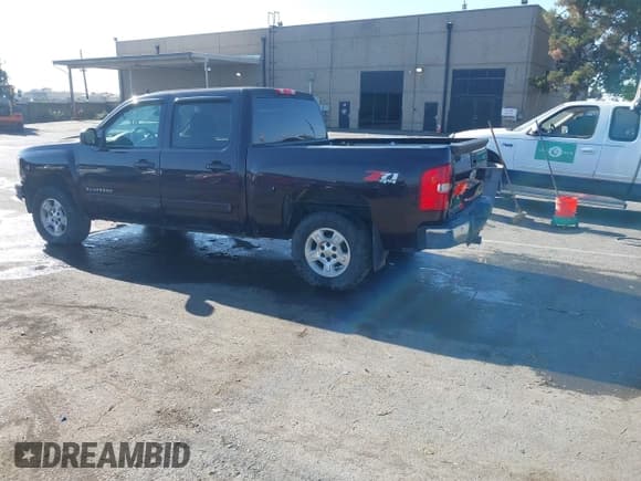 ✅ 2008 Chevrolet Silverado 1500 1LT • VIN: 2GCEK13J381284296 • Лот: 43052572. Опубликован ранее на IAAI с пробегом 158 133 миль. Бесплатный доступ к архиву аукционных продаж из США и подробный отчёт об истории автомобиля на DreamBid. Изображение 3.