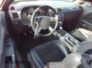 ✅ 2010 Dodge Challenger SRT-8 • VIN: 2B3CJ7DW3AH142519 • Lot: 41775425. Wystawiony na Copart z przebiegiem 84 871 mil. Bezpłatny archiwum sprzedaży aukcyjnych z USA i szczegółowy raport historii pojazdu na DreamBid. Zdjęcie 8.