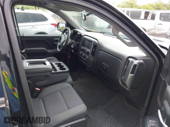 ✅ 2018 Chevrolet Silverado 1500 LT • VIN: 3GCPCREH9JG143664 • Лот: 42381907. Опубликован ранее на IAAI с пробегом 46 119 миль. Бесплатный доступ к архиву аукционных продаж из США и подробный отчёт об истории автомобиля на DreamBid. Изображение 5.