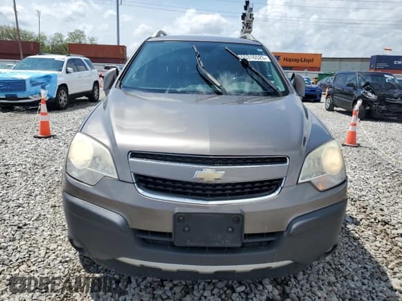 ✅ 2012 Chevrolet Captiva Sport LS • VIN: 3GNAL2EK2CS526524 • Lot: 55316525. Wystawiony na Copart z przebiegiem 168 203 mil. Bezpłatny archiwum sprzedaży aukcyjnych z USA i szczegółowy raport historii pojazdu na DreamBid. Zdjęcie 5.