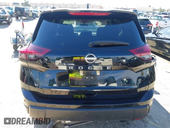 ✅ 2024 Nissan Rogue S • VIN: 5N1BT3AA4RC676841 • Лот: 43740639. Опубликован ранее на IAAI с пробегом 42 636 миль. Бесплатный доступ к архиву аукционных продаж из США и подробный отчёт об истории автомобиля на DreamBid. Изображение 17.