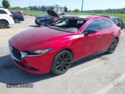✅ 2024 Mazda 3 S Select Sport • VIN: 3MZBPABM2RM402457 • Lot: 42860506. Wystawiony na IAAI z przebiegiem 15 901 mil. Bezpłatny archiwum sprzedaży aukcyjnych z USA i szczegółowy raport historii pojazdu na DreamBid. Zdjęcie 18.