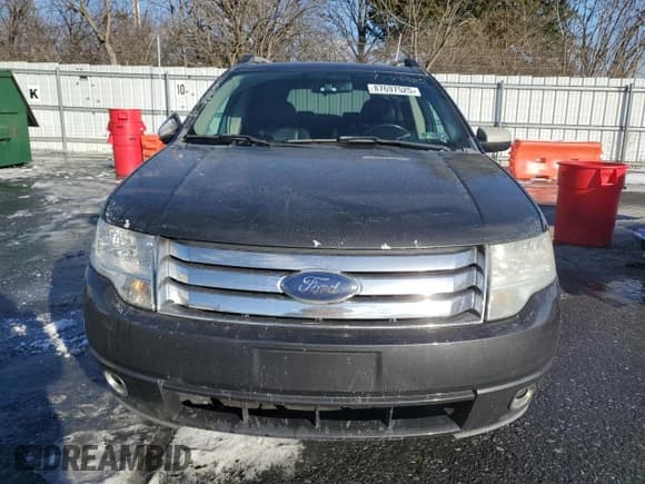 ✅ 2008 Ford Taurus X Limited • VIN: 1FMDK03W58GA13028 • Lot: 87697525. Wystawiony na Copart z przebiegiem 155 938 mil. Bezpłatny archiwum sprzedaży aukcyjnych z USA i szczegółowy raport historii pojazdu na DreamBid. Zdjęcie 5.