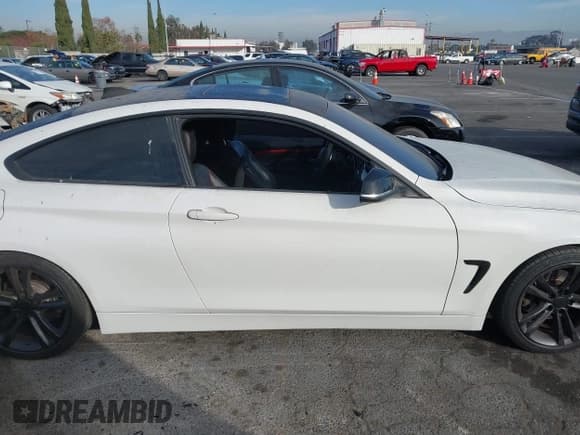 ✅ 2014 BMW 4 Series 428i • VIN: WBA3N3C5XEF710869 • Лот: 40984116. Опубликован ранее на IAAI с пробегом 115 958 миль. Бесплатный доступ к архиву аукционных продаж из США и подробный отчёт об истории автомобиля на DreamBid. Изображение 13.