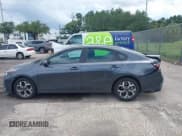 ✅ 2020 Kia Forte LXS • VIN: 3KPF24AD5LE237446 • Лот: 42768146. Опубликован ранее на IAAI с пробегом 139 057 миль. Бесплатный доступ к архиву аукционных продаж из США и подробный отчёт об истории автомобиля на DreamBid. Изображение 14.