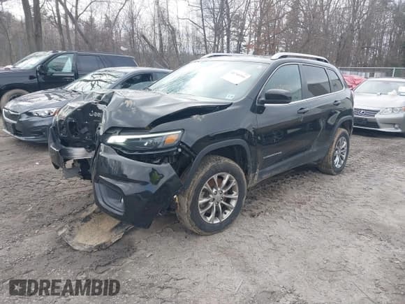 ✅ 2021 Jeep Cherokee Latitude Lux • VIN: 1C4PJMMX2MD236531 • Lot: 41745316. Wystawiony na IAAI z przebiegiem 74 803 mil. Bezpłatny archiwum sprzedaży aukcyjnych z USA i szczegółowy raport historii pojazdu na DreamBid. Zdjęcie 2.