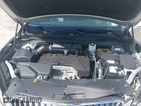 ✅ 2018 Buick Envision Essence • VIN: LRBFX1SA4JD027552 • Lot: 43304945. Wystawiony na IAAI z przebiegiem 147 409 mil. Bezpłatny archiwum sprzedaży aukcyjnych z USA i szczegółowy raport historii pojazdu na DreamBid. Zdjęcie 10.