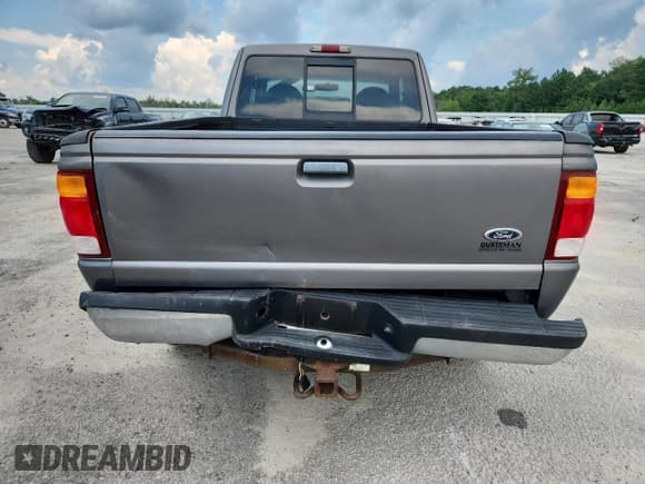 ✅ 1999 Ford Ranger XLT • VIN: 1FTZR15X1XTA02809 • Lot: 63849535. Listed on Copart with 163,939 mi. Free auction sales archive from the USA and detailed vehicle history report at DreamBid. Image 6.