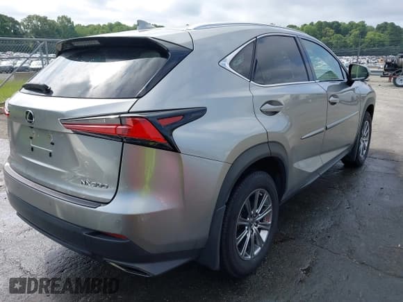 ✅ 2020 Lexus NX 300 • VIN: JTJDARDZ4L2225202 • Lot: 42734291. Wystawiony na IAAI z przebiegiem 42 702 mil. Bezpłatny archiwum sprzedaży aukcyjnych z USA i szczegółowy raport historii pojazdu na DreamBid. Zdjęcie 4.