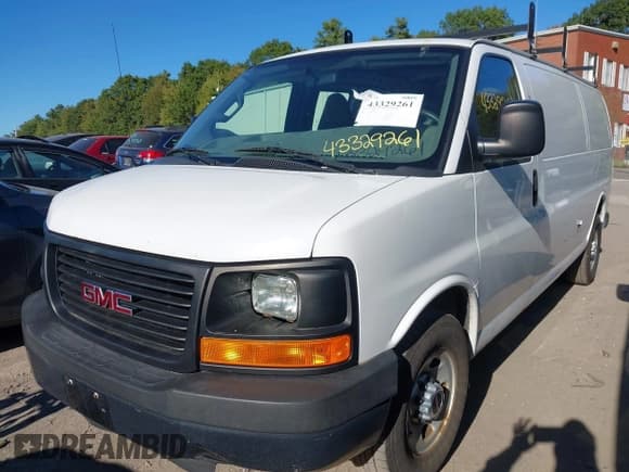 ✅ 2016 GMC Savana Cargo • VIN: 1GTW7BFFXG1163465 • Lot: 43329261. Listed on IAAI with 212,931 mi. Free auction sales archive from the USA and detailed vehicle history report at DreamBid. Image 2.