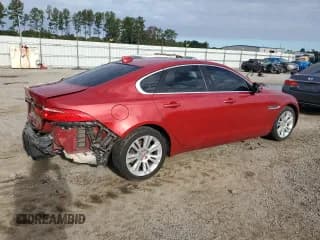 ✅ 2016 Jaguar XF 35t Premium • VIN: SAJBD4BV6GCY20915 • Лот: 72193473. Опубликован ранее на Copart с пробегом 122 193 миль. Бесплатный доступ к архиву аукционных продаж из США и подробный отчёт об истории автомобиля на DreamBid. Изображение 3.