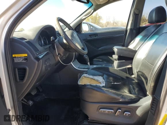 ✅ 2010 Hyundai Veracruz Limited • VIN: KM8NU4CC7AU100898 • Lot: 90535905. Listed on Copart with 245,246 mi. Free auction sales archive from the USA and detailed vehicle history report at DreamBid. Image 7.