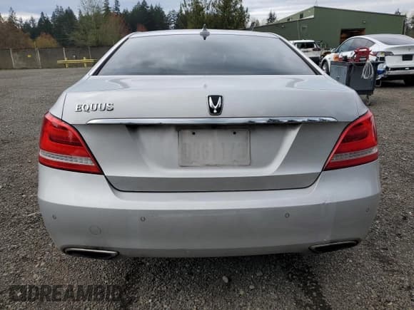 ✅ 2015 Hyundai Equus Ultimate • VIN: KMHGH4JH7FU097861 • Лот: 52369885. Опубликован ранее на Copart с пробегом 21 008 миль. Бесплатный доступ к архиву аукционных продаж из США и подробный отчёт об истории автомобиля на DreamBid. Изображение 6.