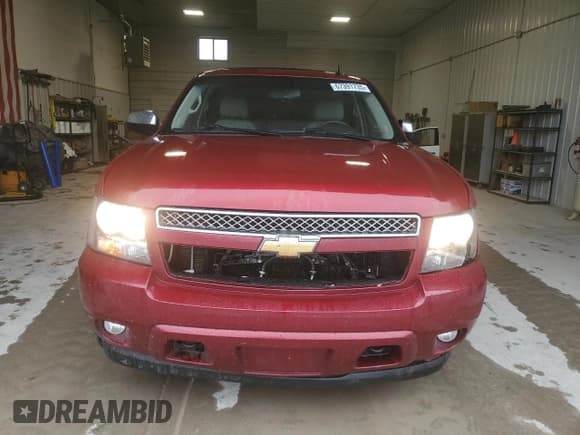 ✅ 2011 Chevrolet Tahoe LS • VIN: 1GNSKAE02BR298705 • Лот: 67391735. Опубликован ранее на Copart с пробегом 110 489 миль. Бесплатный доступ к архиву аукционных продаж из США и подробный отчёт об истории автомобиля на DreamBid. Изображение 5.