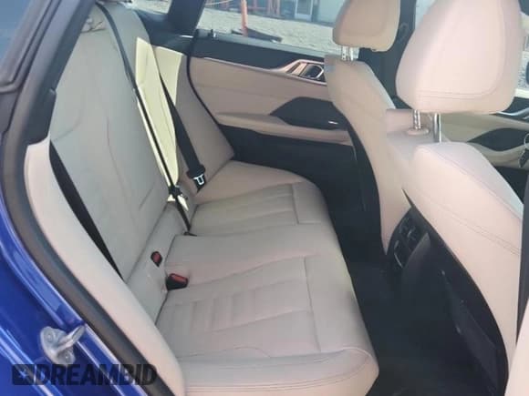 ✅ 2024 BMW i4 xDrive40 • VIN: WBY83FB03RFS41232 • Лот: 84395225. Опубликован ранее на Copart с пробегом 9 554 миль. Бесплатный доступ к архиву аукционных продаж из США и подробный отчёт об истории автомобиля на DreamBid. Изображение 10.