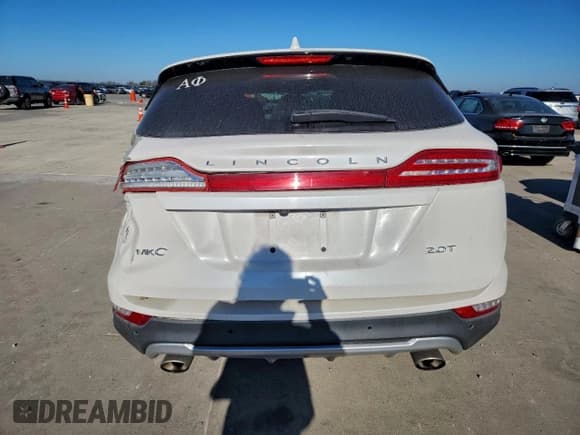 ✅ 2017 Lincoln MKC Select • VIN: 5LMCJ2C94HUL04400 • Lot: 95033055. Listed on Copart with 114,952 mi. Free auction sales archive from the USA and detailed vehicle history report at DreamBid. Image 6.