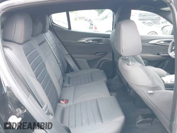 2024 Dodge Hornet R/T z VIN ZACPDFCW9R3A32594, wystawiony jako IAAI lot #42312913 z przebiegiem 22 544 mil mil oraz . Historia ofert i sprzedaży dostępna na DreamBid. Obrazek 8.