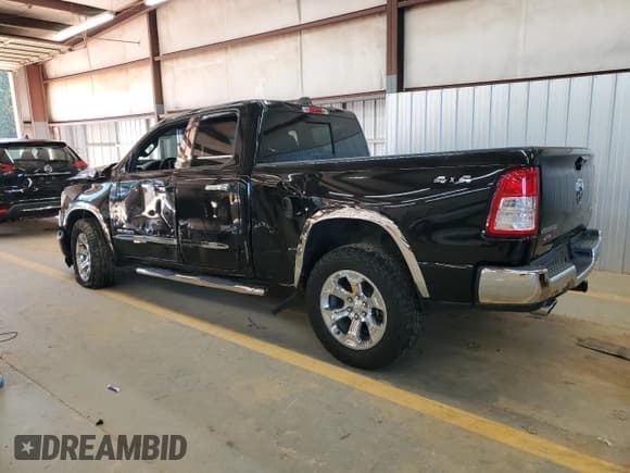 ✅ 2021 Ram 1500 Big Horn • VIN: 1C6SRFBT7MN741626 • Lot: 89531305. Wystawiony na Copart z przebiegiem 75 127 mil. Bezpłatny archiwum sprzedaży aukcyjnych z USA i szczegółowy raport historii pojazdu na DreamBid. Zdjęcie 2.