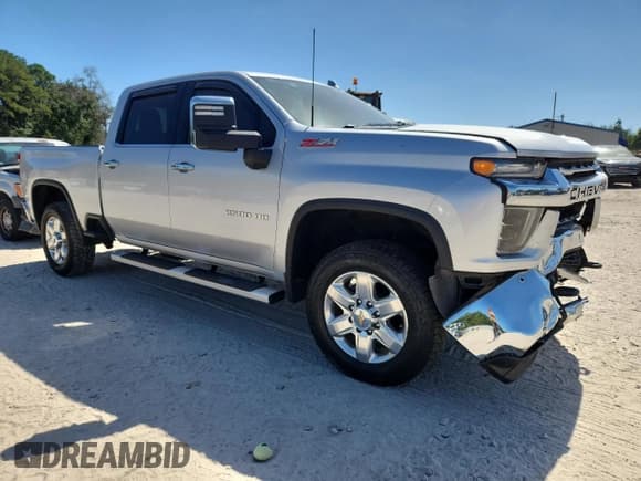 ✅ 2021 Chevrolet Silverado 2500HD LTZ • VIN: 1GC4YPEY3MF318151 • Лот: 82185355. Опубликован ранее на Copart с пробегом 173 234 миль. Бесплатный доступ к архиву аукционных продаж из США и подробный отчёт об истории автомобиля на DreamBid. Изображение 4.