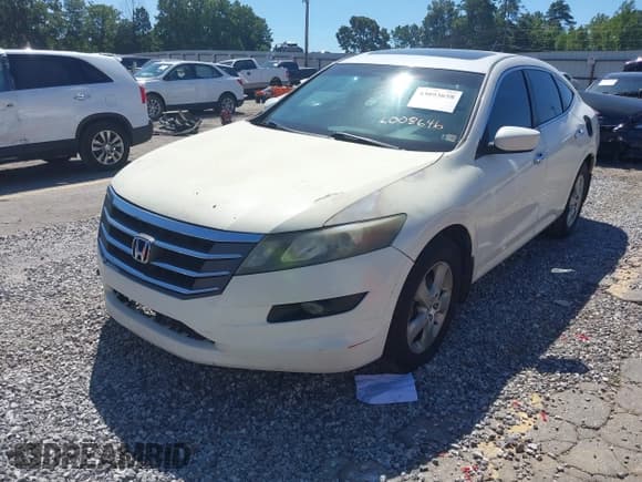 ✅ 2010 Honda Crosstour EX • VIN: 5J6TF1H36AL008646 • Lot: 43093658. Wystawiony na IAAI z przebiegiem 323 284 mil. Bezpłatny archiwum sprzedaży aukcyjnych z USA i szczegółowy raport historii pojazdu na DreamBid. Zdjęcie 17.