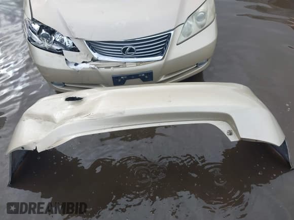 ✅ 2007 Lexus ES 330 • VIN: JTHBJ46G672040839 • Lot: 43741058. Wystawiony na IAAI z przebiegiem 110 770 mil. Bezpłatny archiwum sprzedaży aukcyjnych z USA i szczegółowy raport historii pojazdu na DreamBid. Zdjęcie 12.