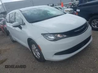 ✅ 2023 Chrysler Voyager LX • VIN: 2C4RC1CG3PR525941 • Lot: 42624095. Wystawiony na IAAI z przebiegiem 60 915 mil. Bezpłatny archiwum sprzedaży aukcyjnych z USA i szczegółowy raport historii pojazdu na DreamBid. Zdjęcie 1.