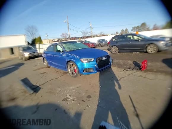 ✅ 2019 Audi S3 Premium Plus • VIN: WAUB1GFF8KA101954 • Lot: 85564454. Wystawiony na Copart z przebiegiem 45 286 mil. Bezpłatny archiwum sprzedaży aukcyjnych z USA i szczegółowy raport historii pojazdu na DreamBid. Zdjęcie 10.