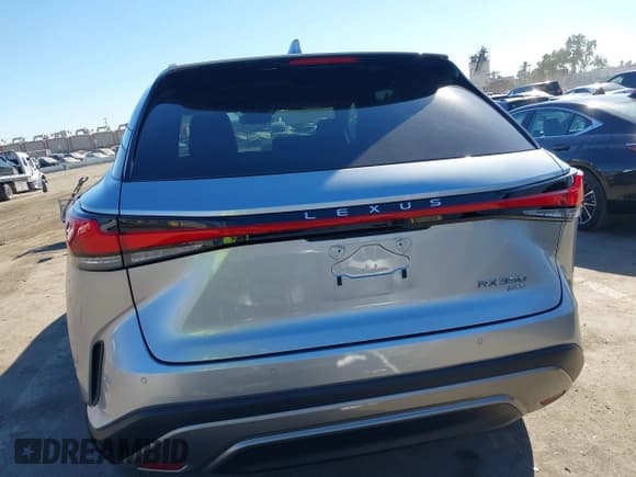 ✅ 2024 Lexus RX 350 Premium Plus • VIN: 2T2BAMCA3RC056921 • Lot: 43530590. Wystawiony na IAAI z przebiegiem 21 887 mil. Bezpłatny archiwum sprzedaży aukcyjnych z USA i szczegółowy raport historii pojazdu na DreamBid. Zdjęcie 16.