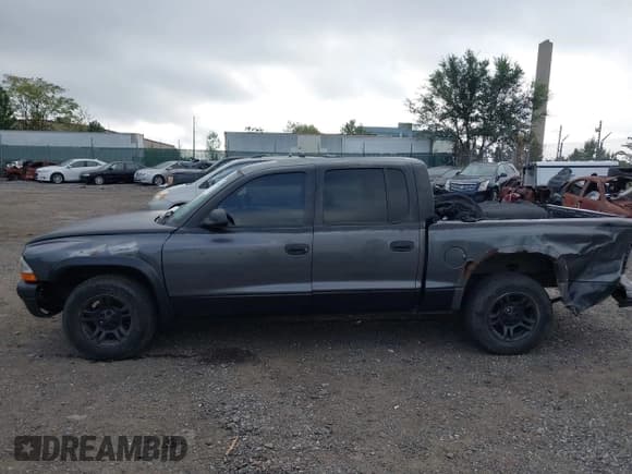 ✅ 2004 Dodge Dakota Sport • VIN: 1D7HL38K34S757492 • Lot: 43385454. Wystawiony na IAAI z przebiegiem Nie podano. Bezpłatny archiwum sprzedaży aukcyjnych z USA i szczegółowy raport historii pojazdu na DreamBid. Zdjęcie 14.