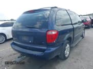 ✅ 2003 Dodge Caravan EX • VIN: 2D4GP74L53R270667 • Lot: 42271242. Listed on IAAI with 275,732 mi. Free auction sales archive from the USA and detailed vehicle history report at DreamBid. Image 4.