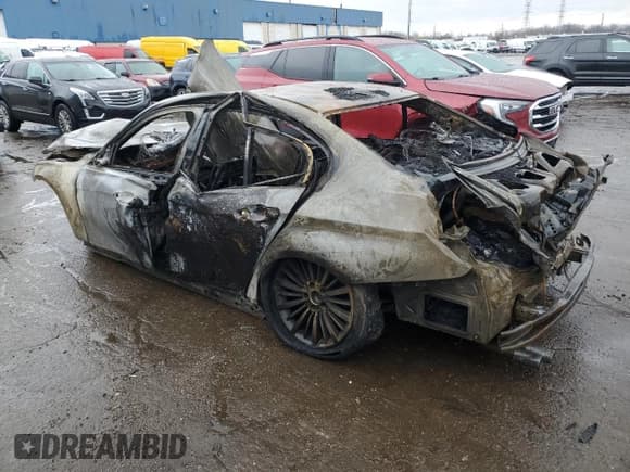 ✅ 2015 BMW 3 Series 328i xDrive • VIN: WBA3B3C58FF548069 • Лот: 50709095. Опубликован ранее на Copart с пробегом Не указан. Бесплатный доступ к архиву аукционных продаж из США и подробный отчёт об истории автомобиля на DreamBid. Изображение 2.