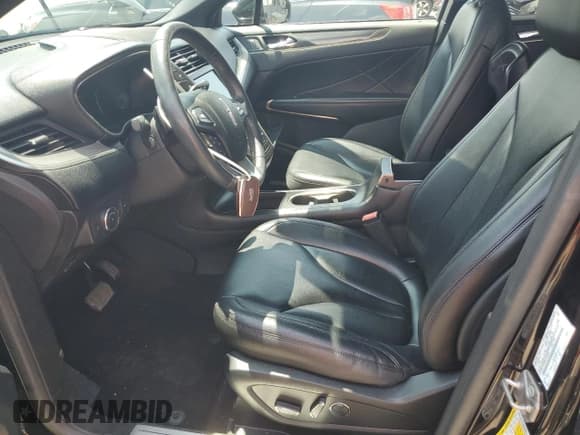 ✅ 2019 Lincoln MKC Standard • VIN: 5LMCJ1D9XKUL09360 • Лот: 68420795. Опубликован ранее на Copart с пробегом 105 523 миль. Бесплатный доступ к архиву аукционных продаж из США и подробный отчёт об истории автомобиля на DreamBid. Изображение 7.