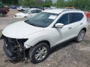 ✅ 2016 Nissan Rogue S • VIN: JN8AT2MV5GW143115 • Lot: 42453493. Wystawiony na IAAI z przebiegiem 145 667 mil. Bezpłatny archiwum sprzedaży aukcyjnych z USA i szczegółowy raport historii pojazdu na DreamBid. Zdjęcie 2.