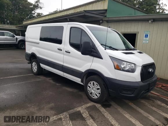 ✅ 2023 Ford Transit • VIN: 1FTBR1YG8PKC07806 • Lot: 77715934. Wystawiony na Copart z przebiegiem 6 430 mil. Bezpłatny archiwum sprzedaży aukcyjnych z USA i szczegółowy raport historii pojazdu na DreamBid. Zdjęcie 4.