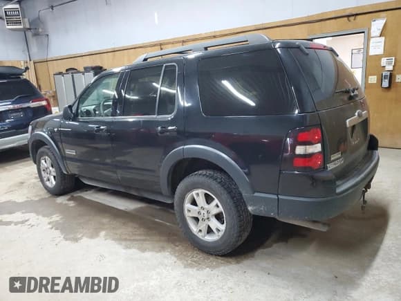 ✅ 2007 Ford Explorer XLT • VIN: 1FMEU73867UB53937 • Лот: 80503975. Опубликован ранее на Copart с пробегом 136 999 миль. Бесплатный доступ к архиву аукционных продаж из США и подробный отчёт об истории автомобиля на DreamBid. Изображение 2.