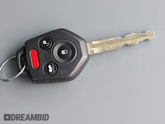 ✅ 2018 Subaru Outback Premium • VIN: 4S4BSAHCXJ3246119 • Lot: 43383550. Listed on IAAI with 95,896 mi. Free auction sales archive from the USA and detailed vehicle history report at DreamBid. Image 11.