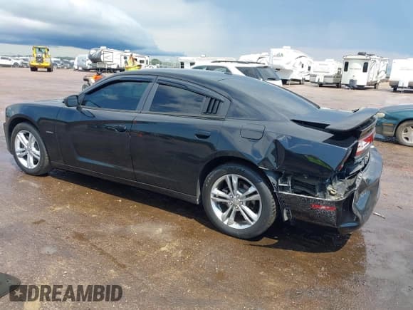 ✅ 2013 Dodge Charger RT Max • VIN: 2C3CDXDT7DH743033 • Лот: 42924502. Опубликован ранее на IAAI с пробегом 84 992 миль. Бесплатный доступ к архиву аукционных продаж из США и подробный отчёт об истории автомобиля на DreamBid. Изображение 3.